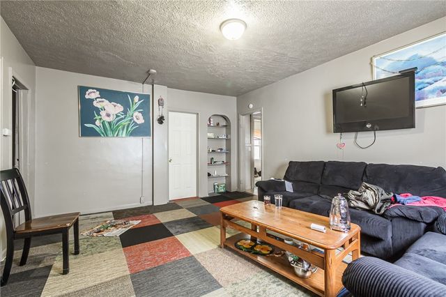 626 Jay St, Rochester, NY 14611