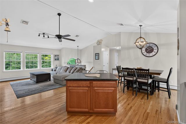 291 Huckleberry Turnpike, Wallkill, NY 12589
