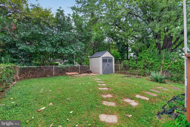 2113 ROLLINS DR, Alexandria, VA 22307
