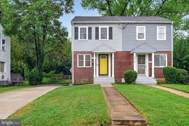 2113 ROLLINS DR, Alexandria, VA 22307
