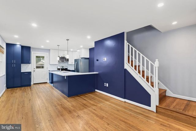 2113 ROLLINS DR, Alexandria, VA 22307
