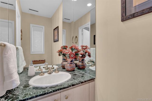 1993 Lowell Lane, Merrick, NY 11566