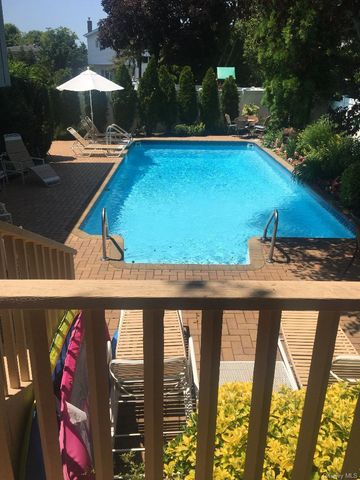 1993 Lowell Lane, Merrick, NY 11566