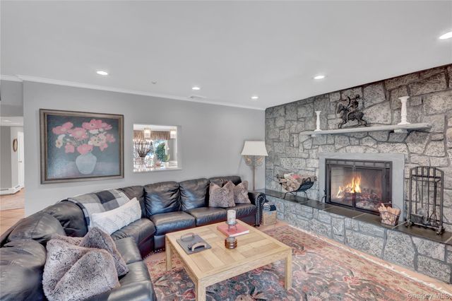 1993 Lowell Lane, Merrick, NY 11566