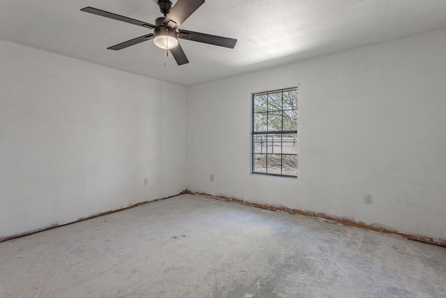 6708 E County Rd 98, Midland, TX 79706