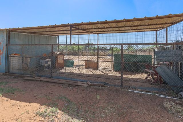 6708 E County Rd 98, Midland, TX 79706