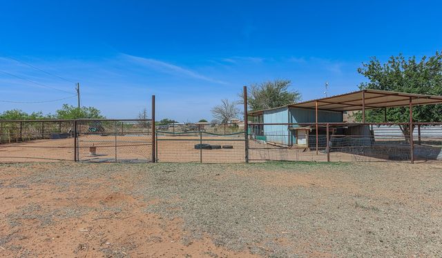 6708 E County Rd 98, Midland, TX 79706