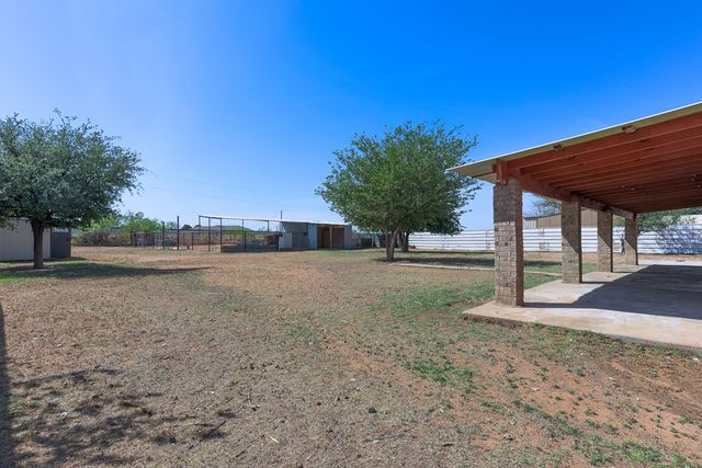 6708 E County Rd 98, Midland, TX 79706