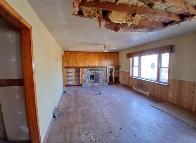 W5805 Block Dr, Minong, WI 54859