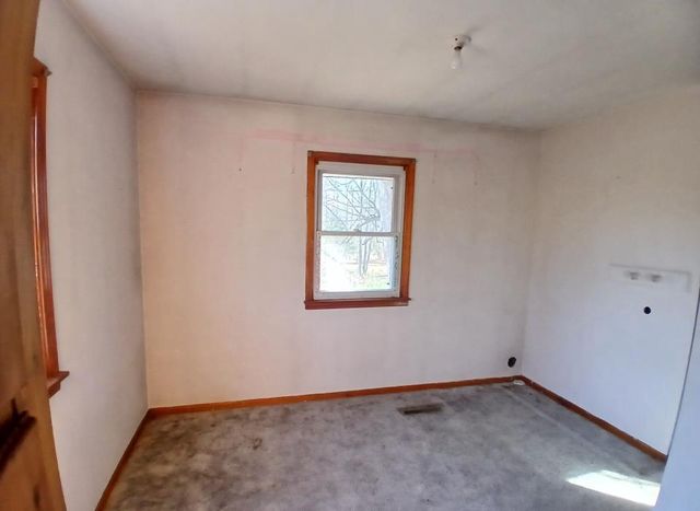 W5805 Block Dr, Minong, WI 54859