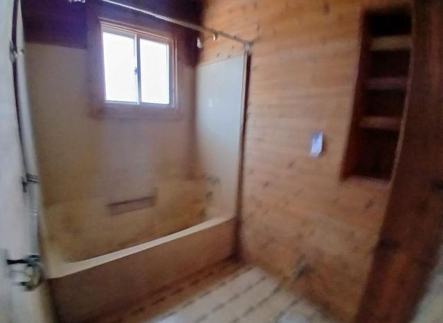 W5805 Block Dr, Minong, WI 54859