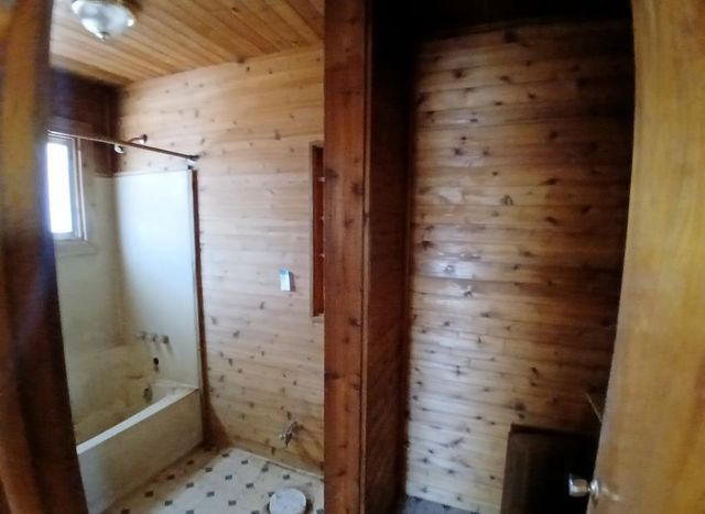 W5805 Block Dr, Minong, WI 54859