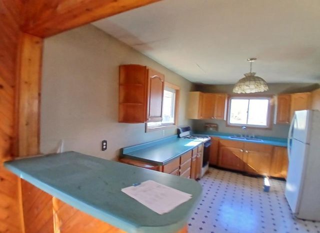 W5805 Block Dr, Minong, WI 54859