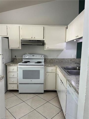 1708 Kings Lake BLVD 204, Naples, FL 34112