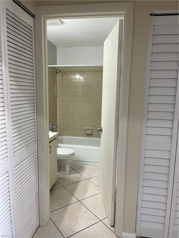 1708 Kings Lake BLVD 204, Naples, FL 34112