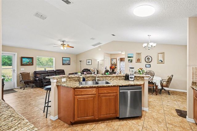 3147 SYDNEY DOVER ROAD, Dover, FL 33527