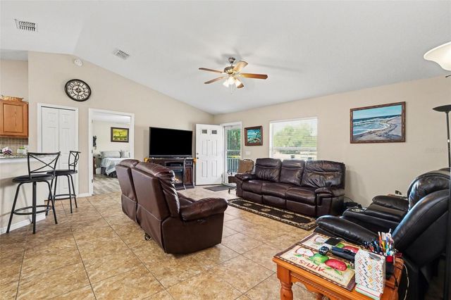 3147 SYDNEY DOVER ROAD, Dover, FL 33527