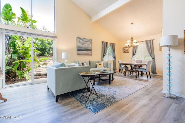 320 Hickory Grove Drive, Newbury Park, CA 91320