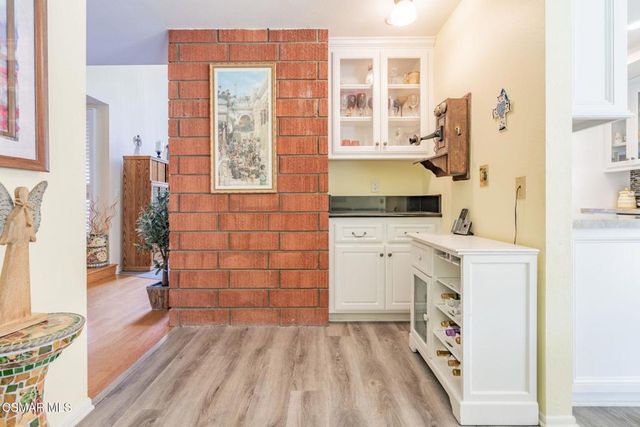 320 Hickory Grove Drive, Newbury Park, CA 91320