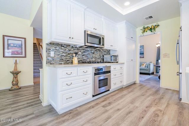 320 Hickory Grove Drive, Newbury Park, CA 91320