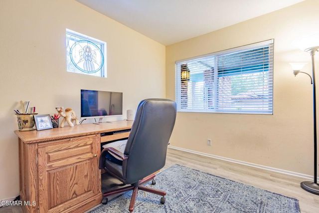 320 Hickory Grove Drive, Newbury Park, CA 91320