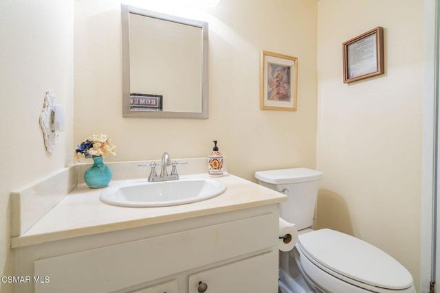 320 Hickory Grove Drive, Newbury Park, CA 91320