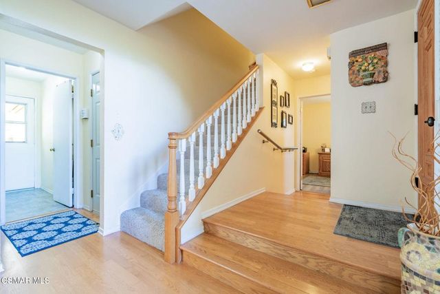 320 Hickory Grove Drive, Newbury Park, CA 91320