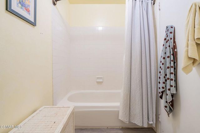 320 Hickory Grove Drive, Newbury Park, CA 91320