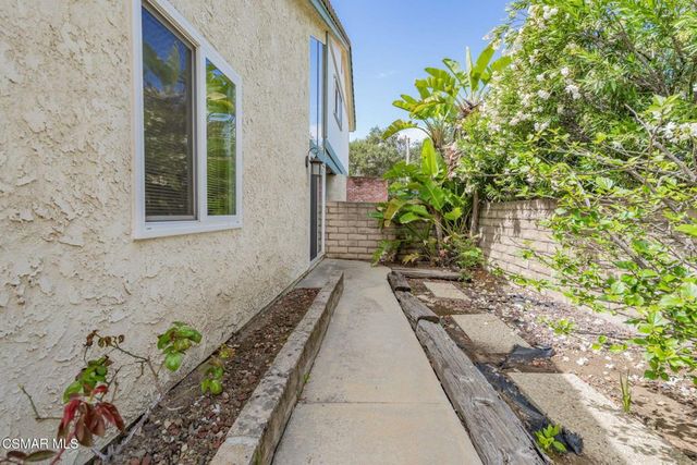 320 Hickory Grove Drive, Newbury Park, CA 91320