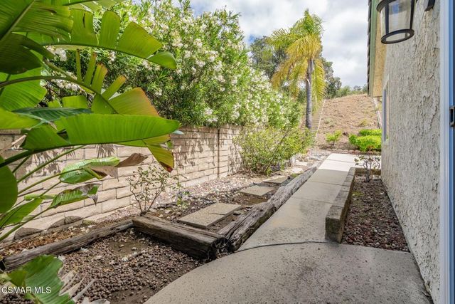 320 Hickory Grove Drive, Newbury Park, CA 91320