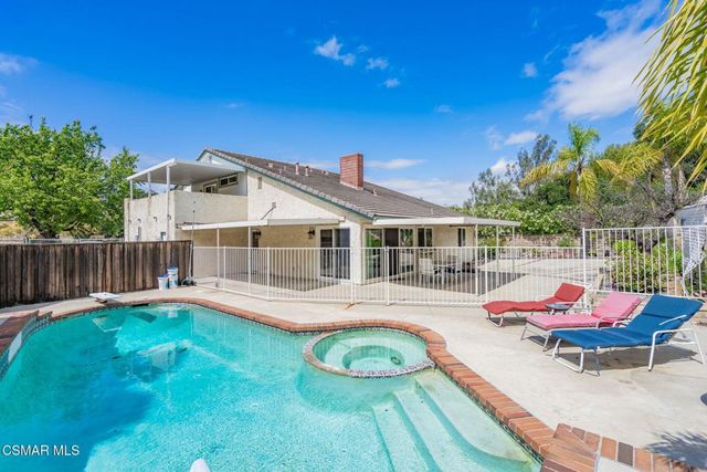 320 Hickory Grove Drive, Newbury Park, CA 91320