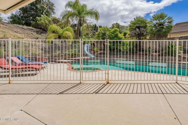 320 Hickory Grove Drive, Newbury Park, CA 91320