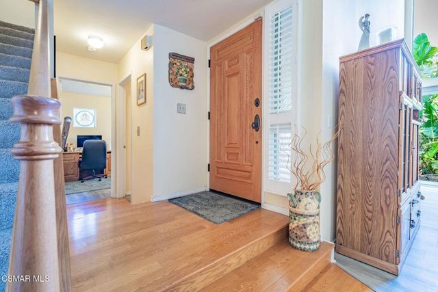 320 Hickory Grove Drive, Newbury Park, CA 91320