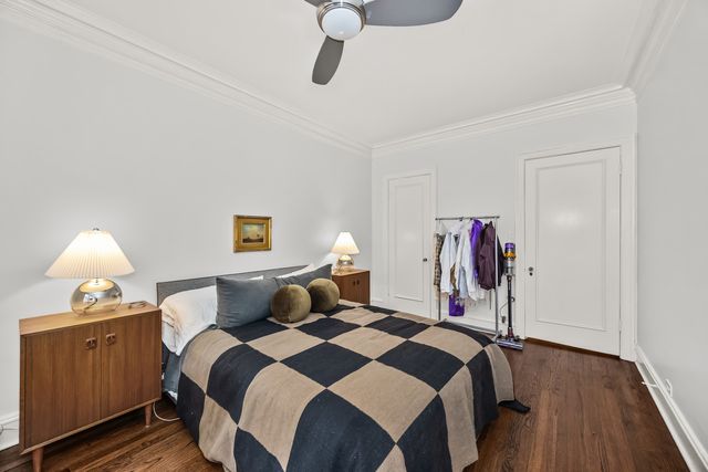 3300 N Lake Shore Drive 8D, Chicago, IL 60657