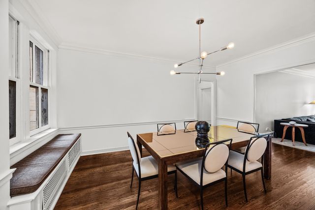 3300 N Lake Shore Drive 8D, Chicago, IL 60657
