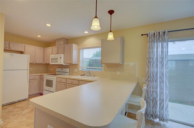 13298 THOROUGHBRED LOOP, Largo, FL 33773