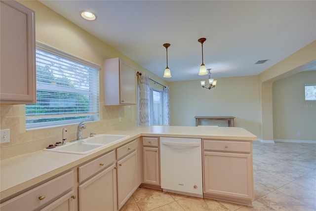 13298 THOROUGHBRED LOOP, Largo, FL 33773