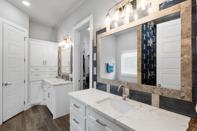 2972 N Trinity Street, Decatur, TX 76234