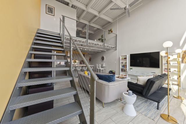 367 Auden Avenue, 209, Columbus, OH 43215