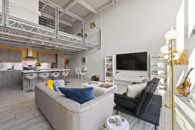 367 Auden Avenue, 209, Columbus, OH 43215