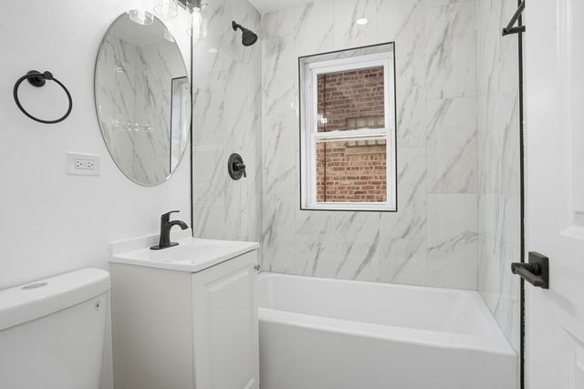 607 E 103rd Place, Chicago, IL 60628