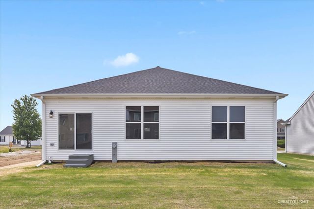 324 N Blue Jay Street, Cortland, IL 60112