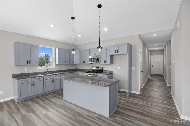 324 N Blue Jay Street, Cortland, IL 60112