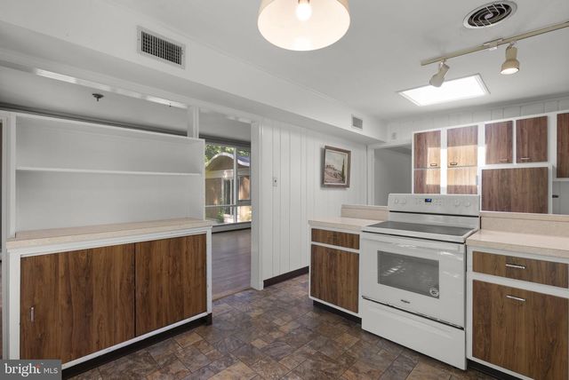 4376 ROUTE 97 AVE, Brookeville, MD 20833