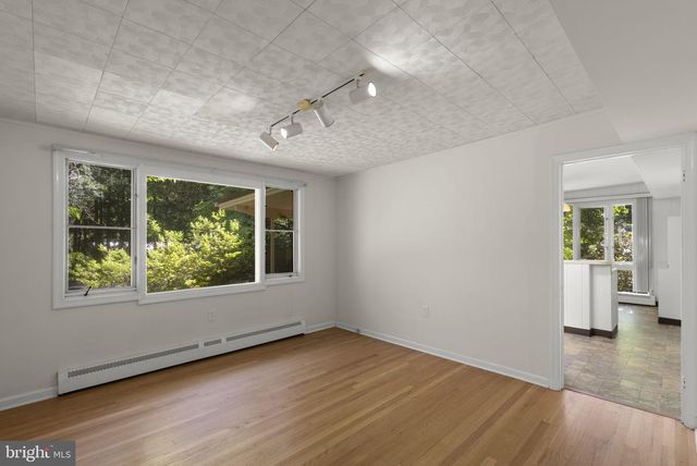 4376 ROUTE 97 AVE, Brookeville, MD 20833