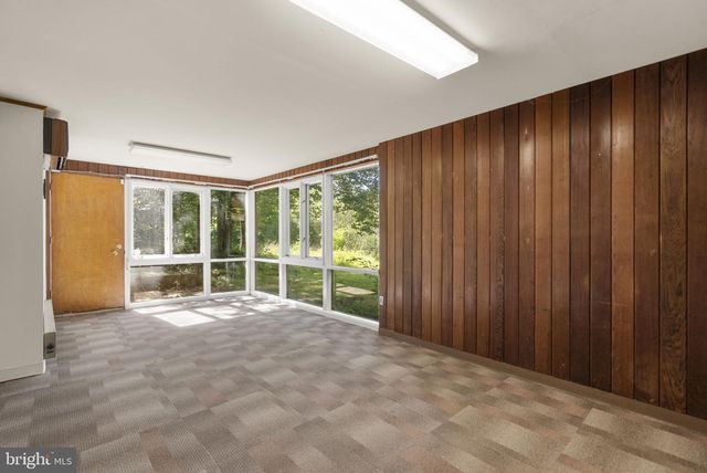 4376 ROUTE 97 AVE, Brookeville, MD 20833