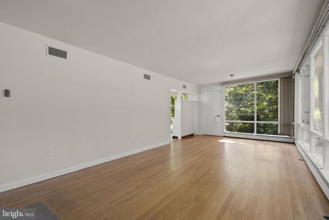 4376 ROUTE 97 AVE, Brookeville, MD 20833