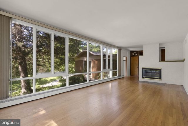 4376 ROUTE 97 AVE, Brookeville, MD 20833