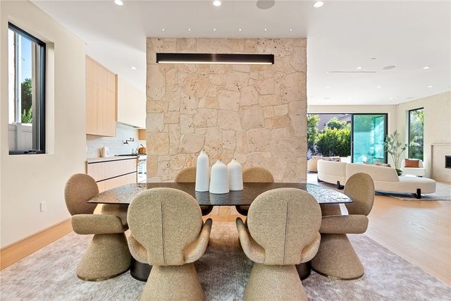 14738 Otsego Street, Sherman Oaks, CA 91403