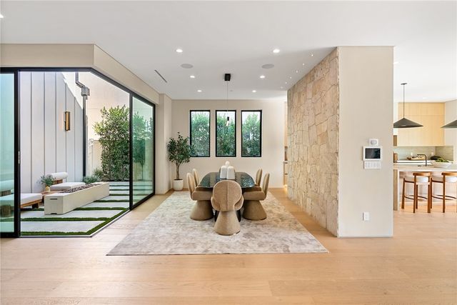 14738 Otsego Street, Sherman Oaks, CA 91403